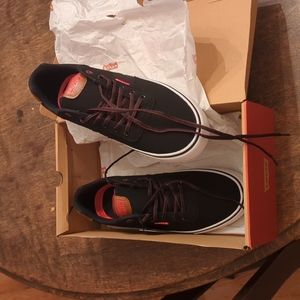 Levi's mens sneakers
